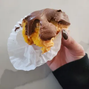 Weird "eclair"