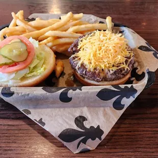 Cheeseburger open
