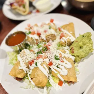 Shredded chicken taquitos (HH)