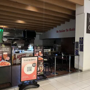 Abandon Restaurant on a Busy Friday Afternoon!!