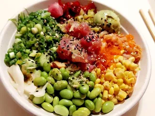 Corner 11 Bowl & Wrap