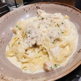 Fettuccine Alfredo