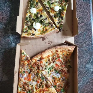 Mushroom/pesto Pizza (above)  Carnitas Pizza (below)