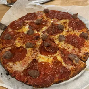 Gluten-Free Crust 12 inch pepperoni and Italian sausage