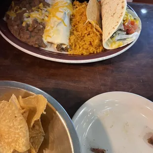 Enchiladas and Soft taco