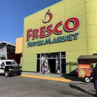 This is the EXIT. Entrance is inset to the left.