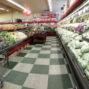 Produce section generally clean and bountiful.