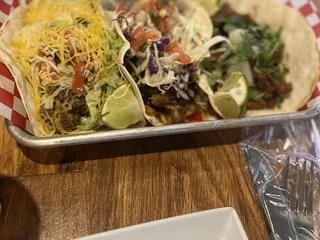 JJ's Taco Shop Kitchen and Bar