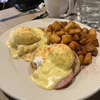 Traditional Benedict*
