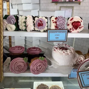 valentine's Day inspired cupcakes