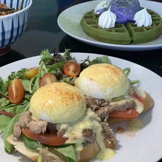 Hawaiian Kalua Pork Mochi Waffle Benedict