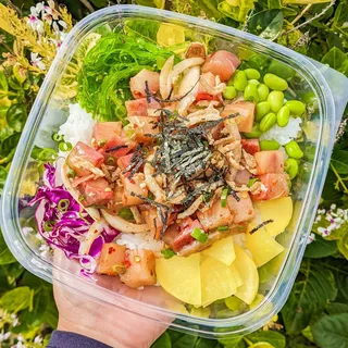 Hamachi Poke Bowl