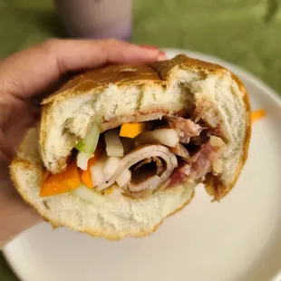 Banh mi thit