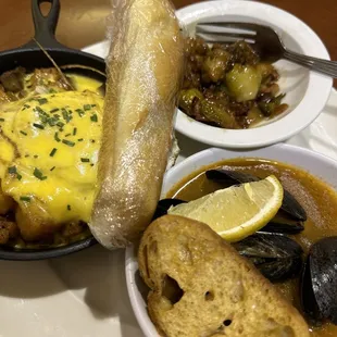 food, oysters and mussels