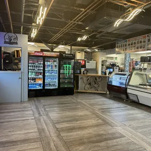 Order and pickup location along with poke selection.