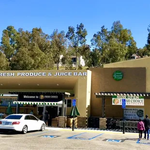 Large marketplace, includes outdoor seating.