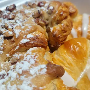 Apple and pecan croissants