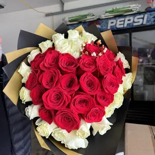 4 dozen (48 rose) heart ramo with mini crown
