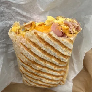 Breakfast burrito with ham (eggs, cheese, ham)