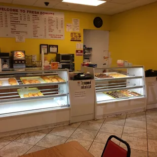 sushi and sashimi, interior