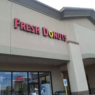 Donut shop, front view.