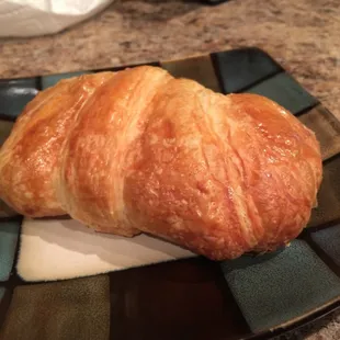 Fresh out the oven croissants!