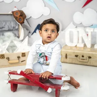 Studio milestone session - First Birthday Smash Cake