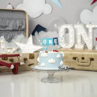 Studio milestone session - First Birthday Smash Cake