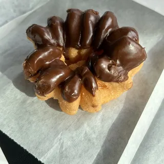 French Cruller