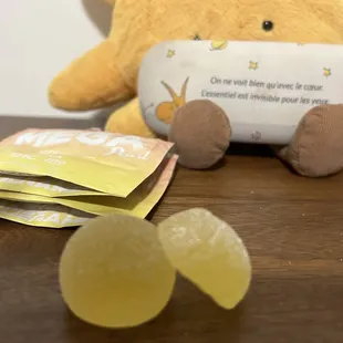 150mg Grön MegaPearl for a special occasion. The MegaPearl is great for a stellar one-dose experience.