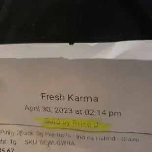 I have been to Fresh Karma several times and thought it was time to write a review.  Today Bruce J helped me and he was so nice.