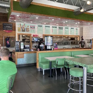 Eating area and counter