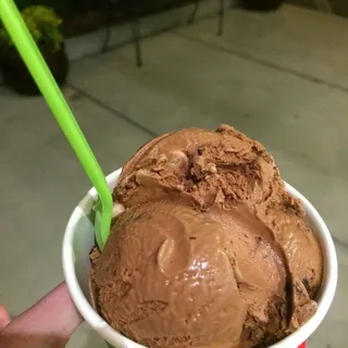 Midnight Brownie Crunch Ice Cream (Pint)