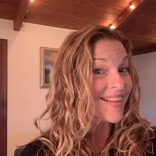 Teresa V.