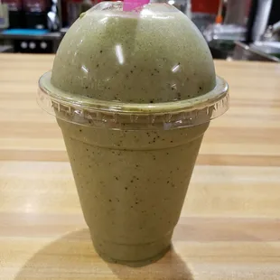 Pineapple, Kale, Blueberries, Walnuts, Agave, Coconut Water and Coconut Oil