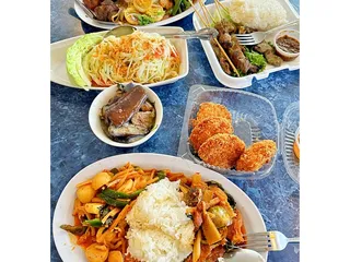 Thai & Laos Market