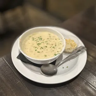 Clam Chowder 8oz | $8.95