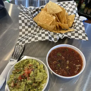 Chips & Guac (6 Oz)
