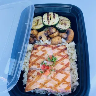 Grilled Salmon Meal Prep