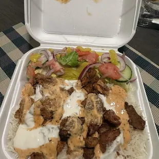 Chicken plate with tzatziki, chipotle mayo, &amp; side salad