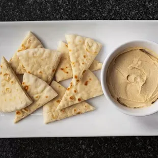 Hummus &amp; Pita