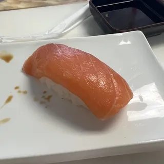 Salmon Nigiri