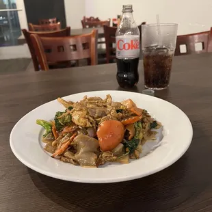 Drunken Noodles with chicken