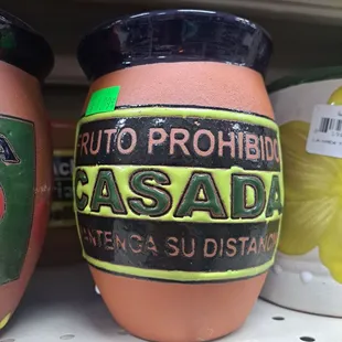 Fruto prohibido, casada, mantenga su distancia