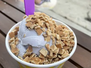 Bee Nice Cream