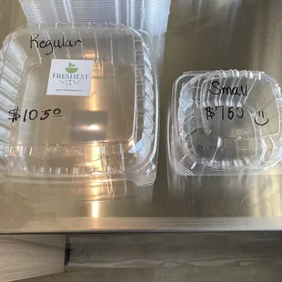 Salad container sizes that they offer