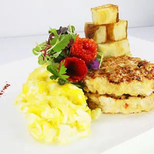 Chicken Sausage Egg Scramble
All natural and hand made chicken sausages, served with two organic eggs scrambled and potatoes.