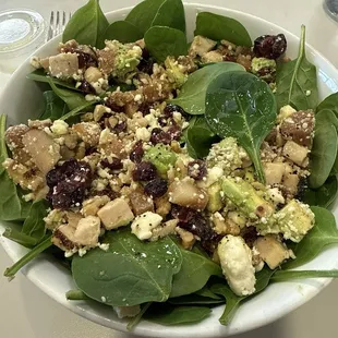 Lemon poppyseed pear salad w/chicken