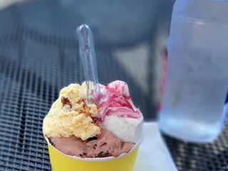 Chui's Ice Cream and Soda Pop