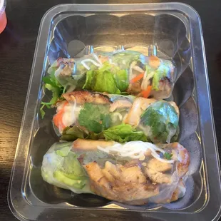 Spring rolls with chicken